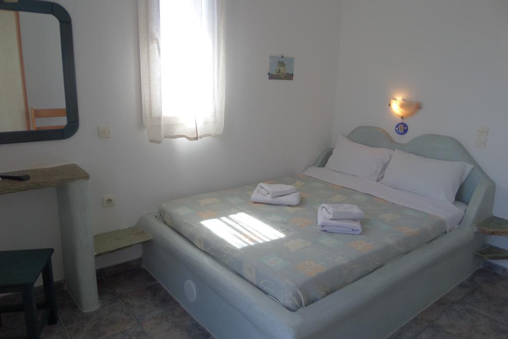 Aegean Sunset Apartment Киониа Екстериор снимка